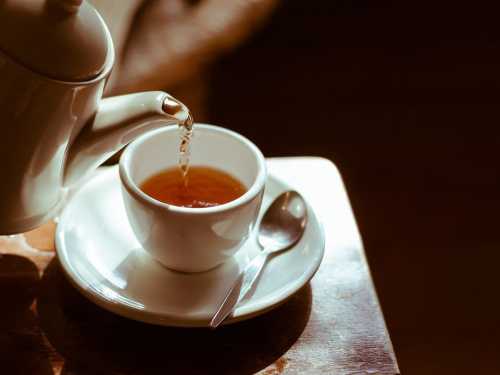 Чи правда, що чай перед сном пити небажано
