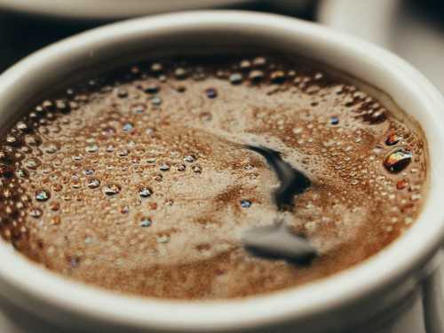 Спеції, які варто додати до кави для покращення роботи мозку