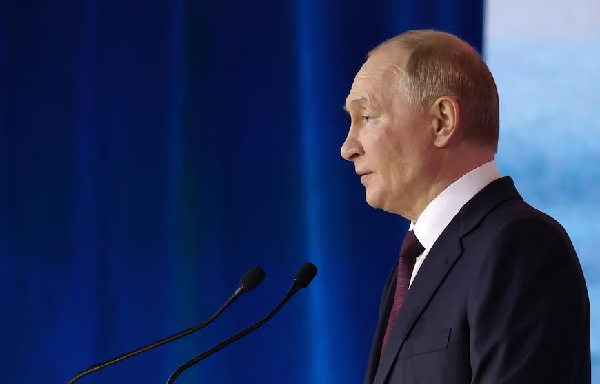 Путін заявив, що іноземні війська в Україні вважатимуться “законними цілями” для Росії