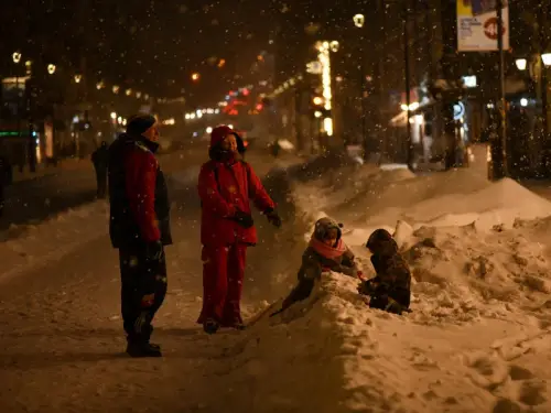 В Україні побільшало людей, що розмовляють вдома українською. Яка частка використовує лише&hellip;