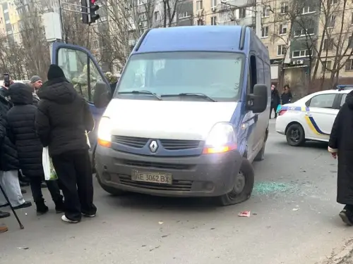 Дніпро: під час сутички працівники військкомату отримали ножові поранення – повідомляє поліція