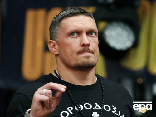 Усик оголосив про наступний поєдинок і його дату.