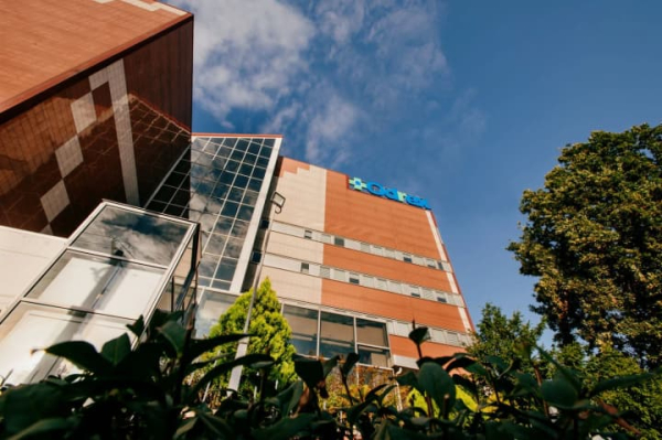 Сайт, де пацієнти розповідали про досвід лікування в сумнівній клініці Odrex, знову…