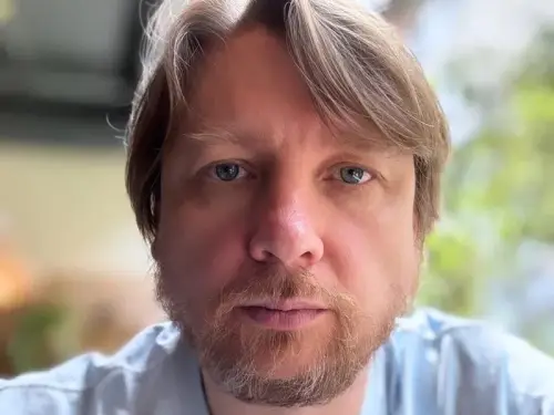 Немерюк, близький соратник скандального політтехнолога Петрова, офіційно став помічником депутата Железняка.