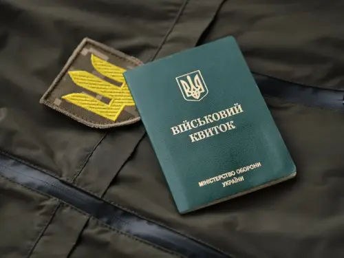 Відвертий безлад, потрібна швидка психіатрична допомога! Під Житомиром – інцидент зі стріляниною…