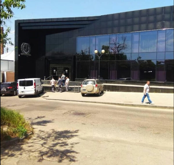 Передвісники кончини. Одеське ритуальне агентство виявляє, що небіжчик помер до родичів.