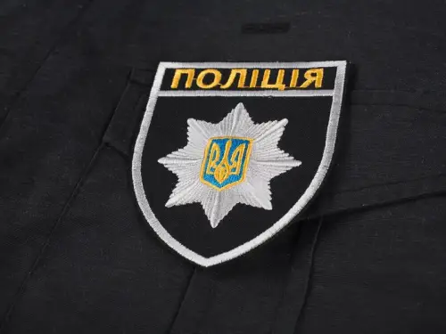 У Києві напали на працівника комунальної служби. Медійниця стверджує про зв’язок колишнього наставника “Динамо”.