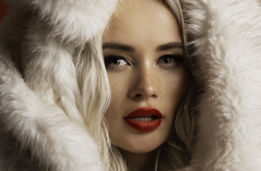 Співачка ANGELA зачарувала новою зимовою фотосесією