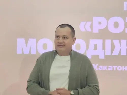 Верхівка звинувачує столичний Київ, щоб уникнути відповідальності за свої ж ухвали –&hellip;