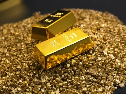 Золото подорожчало до найвищого рівня через розслідування голови Федеральної резервної системи США.