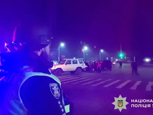 Не випадковість. В Миколаєві прогримів вибух, є поранені серед правоохоронців, двоє в…