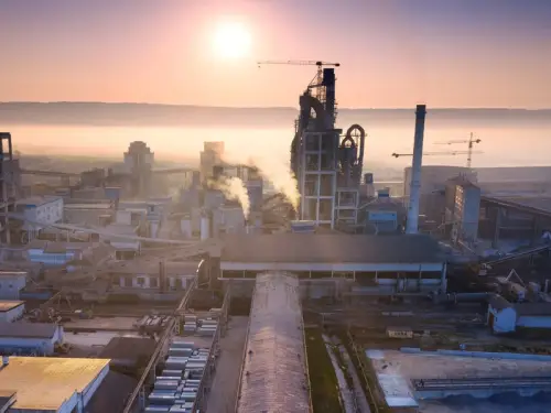 Підтримка української промисловості критична: і для воєнних потреб, і для повернення громадян та адаптації ветеранів – Reuters.