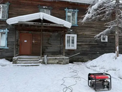 В Іркутській області Росії вже десять днів люди потерпають від холоду й спраги при морозах до -40 °C.