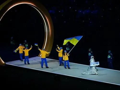 Україні – оплески, Венсу – освистування. Президент Італії дав старт Олімпіаді-2026. Зображення.