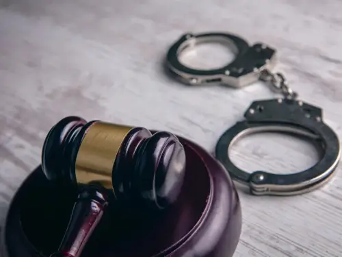 У Нікополі: жінка вбила 10-річну доньку чоловіка, бо “не своя” і вкрала…