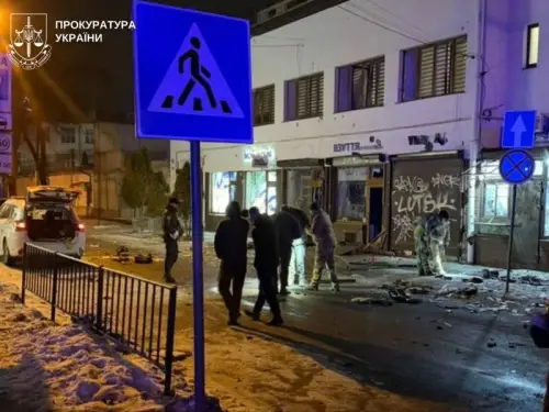 Трагедія у Львові: поліцейська загинула внаслідок теракту, багато важко травмованих.