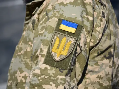 У Дніпрі затримали чоловіка, який поранив ножем 24-річного співробітника військкомату – повідомляє поліція