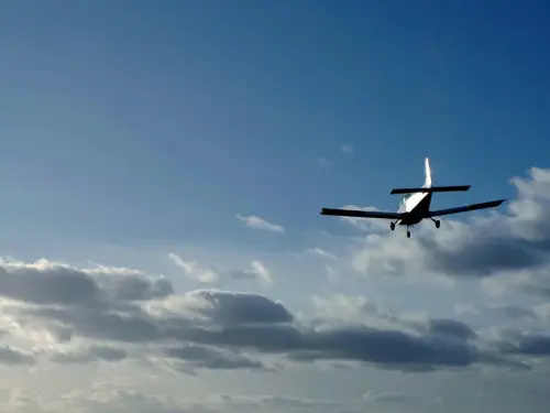 Українця на легкому літаку спіймали у Румунії.