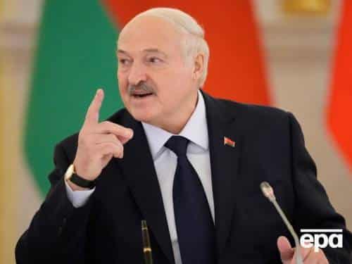 Лукашенко заявив, що він “зручний” лідер, котрий не чіпляється за крісло.