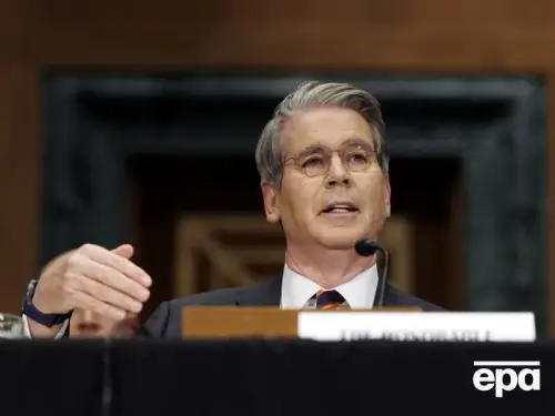 Бессент стверджував, що тимчасове скасування обмежень щодо російської нафти зменшило доходи Росії.