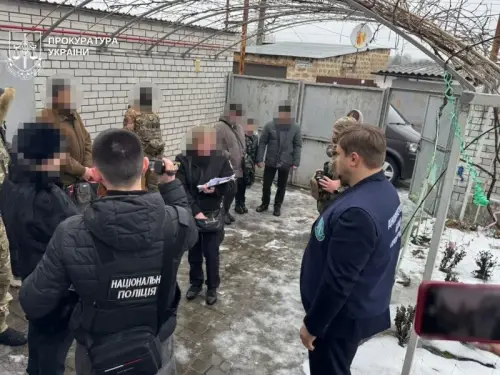 Катували, тримали на прив’язі, кидали харчі додолу: у Дніпрі вихователів звинувачують у…