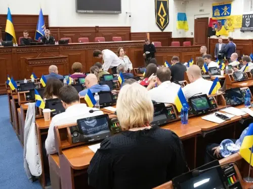 Київ: Затримка плану стабільності – битва за кошти міста між центром і столицею, вважає Береза.