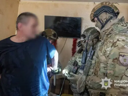 Заробіток на дитячій порнографії: київську пару підозрюють.