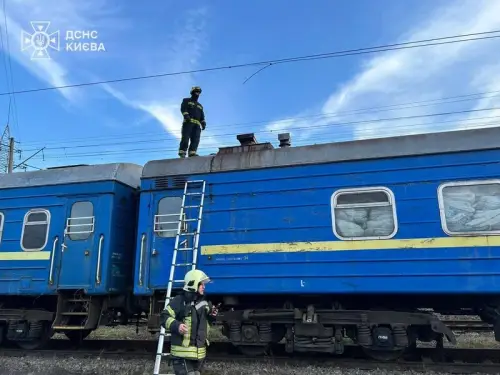 У Києві на залізниці: троє неповнолітніх отримали ураження струмом, один помер.