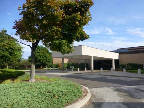 У Мічигані: авто врізалось у синагогу, потім стрілянина. Один загиблий, один поранений.