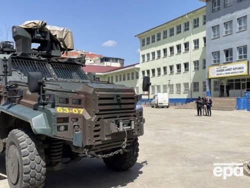 У Туреччині: підліток розстріляв вісьмох школярів та педагога. Це вже повторний інцидент за сім днів.