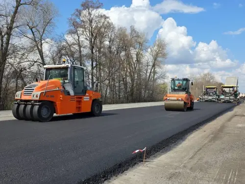 В Україні з початку року оновлено понад 3,5 млн м² шляхів. У…