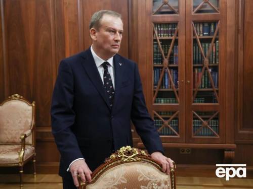 В РФ очільник області закликав людей радіти обмеженню доступу до мережі, а не нормованим продуктам.