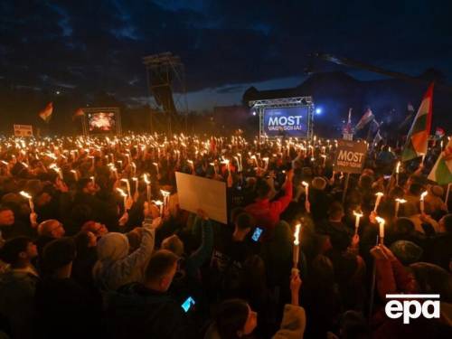 Росіянам час назад! В Угорщині перед голосуванням відбулася велика демонстрація проти Орбана