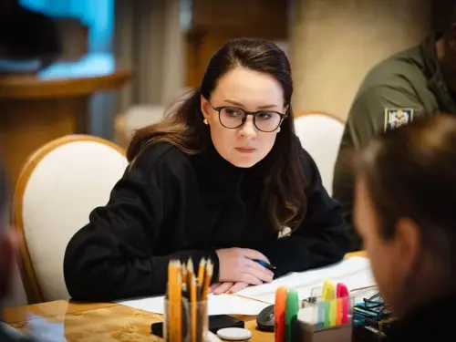 Уряд розробляє оновлені угоди для армійців. Коли їх впровадять?