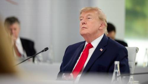 Трамп погрожує новими митами для Європи у відповідь на штраф Google у розмірі 1 мільярда доларів