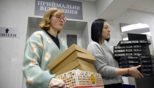 Апетитні суботи: київські волонтерки піклуються про поранених захисників