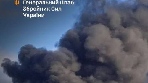 Зеленський: Причина продовження війни полягає саме у небажанні російського керівництва йти на мирні домовленості та їхньому прагненні до бойових дій.