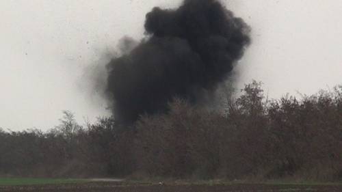 Вибухи на військовому полігоні в Хмельницькому припинилися, троє військових травмовані, зв’язок із п’ятьма відсутній – Сили спеціальних операцій