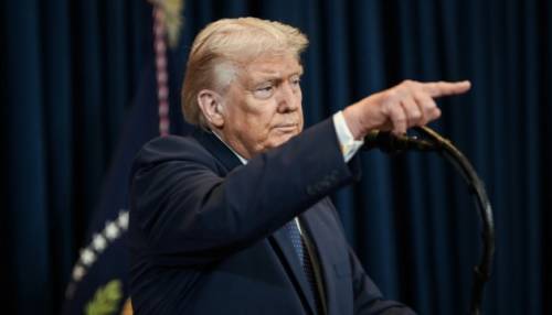Трамп пригрозив санкціями Ірану через дії хуситів проти суден у Червоному морі