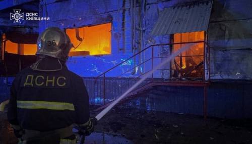 Двоє осіб зазнали поранень внаслідок російського нападу на Київщині.