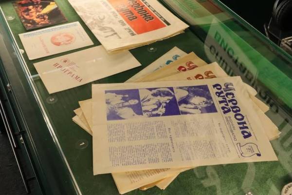 Культурна валіза” подорожує з вокзалу: нова експозиція в Києві
