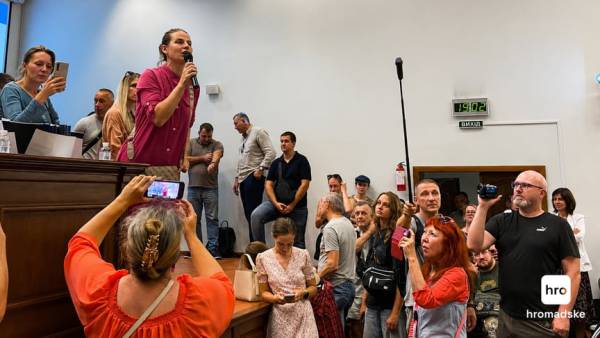 Жителі Теремків відстояли столітні дуби від забудови