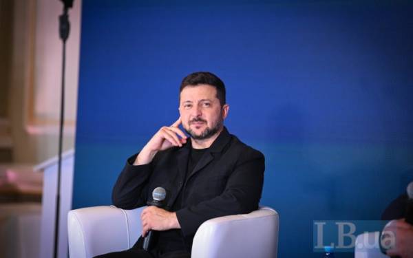 Зеленський підтвердив удари по російських НПЗ та логістичному хабу