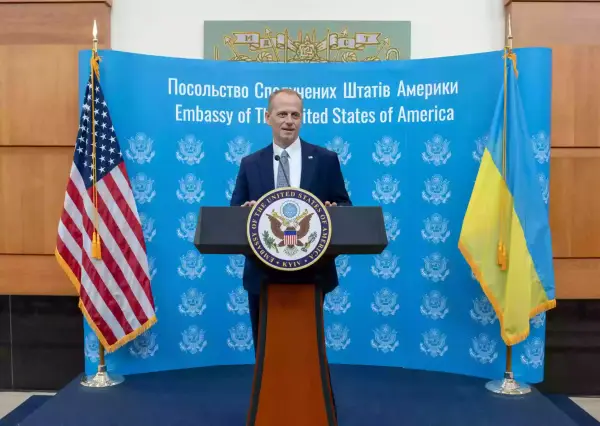 Тимчасовий повірений у справах США Пол Г’юстон прибув до України