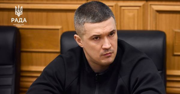 Федоров: Штучний інтелект у дешевих ракетах – пріоритет України