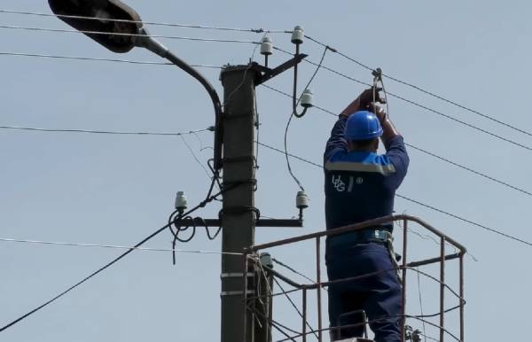 Графік відключень світла на Полтавщині 19-20 серпня: коли вимикатимуть електроенергію