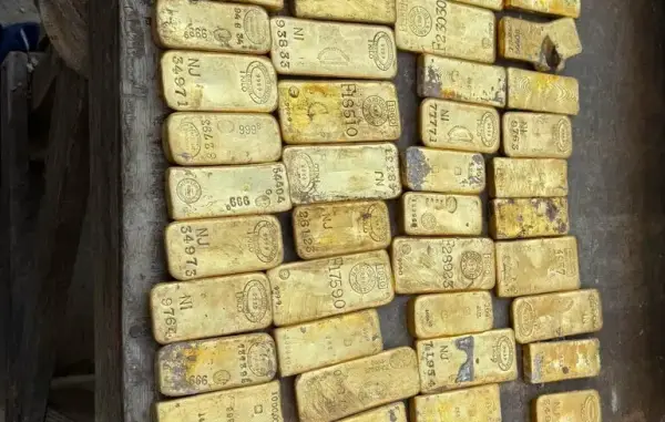 Будівельники знайшли золото на 9 мільйонів євро під час ремонту каналізації