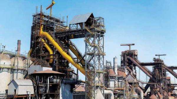 Запоріжсталь” зупинилася: гендиректор пояснив причини під ворожими обстрілами