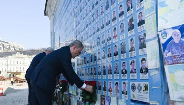 Міністри закордонних справ України та Азербайджану вшанували пам’ять загиблих героїв