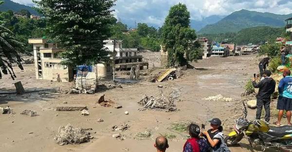 Понад пів сотні українців зникли безвісти в Непалі через стихійне лихо